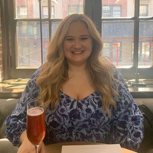 Meet your Posher, Alyssa